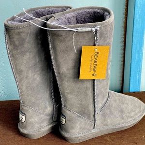 NWT Size 9 BearPaw Elle Boots